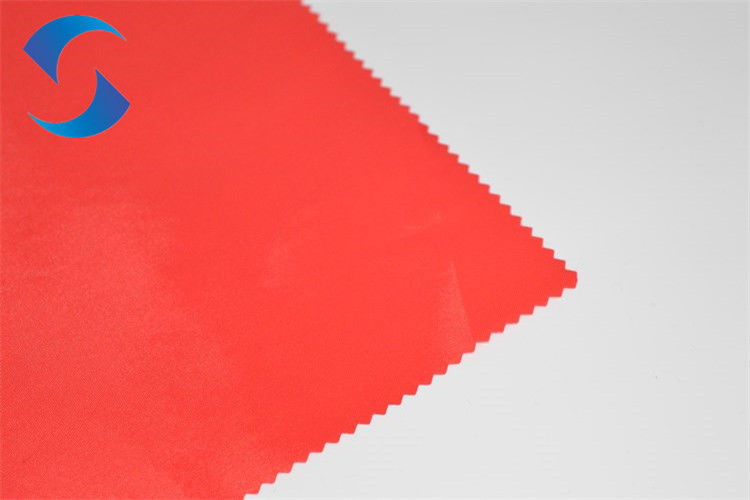 65gsm 58" 190T Polyester Taffeta Fabric PU Milky Waterproof
